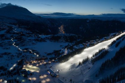 Tinn, Gausta Skisenter - idrettsbelysning - 20220202-363-364