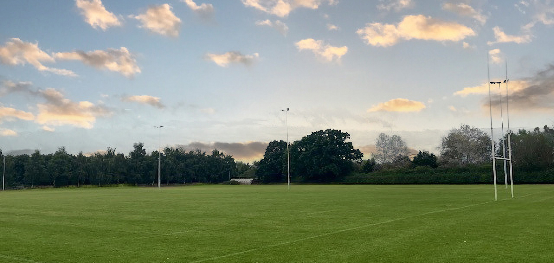 Challenger 1 LED lights fitter with HL250 base hinged masts - Barton Under Needwood Rugby Union