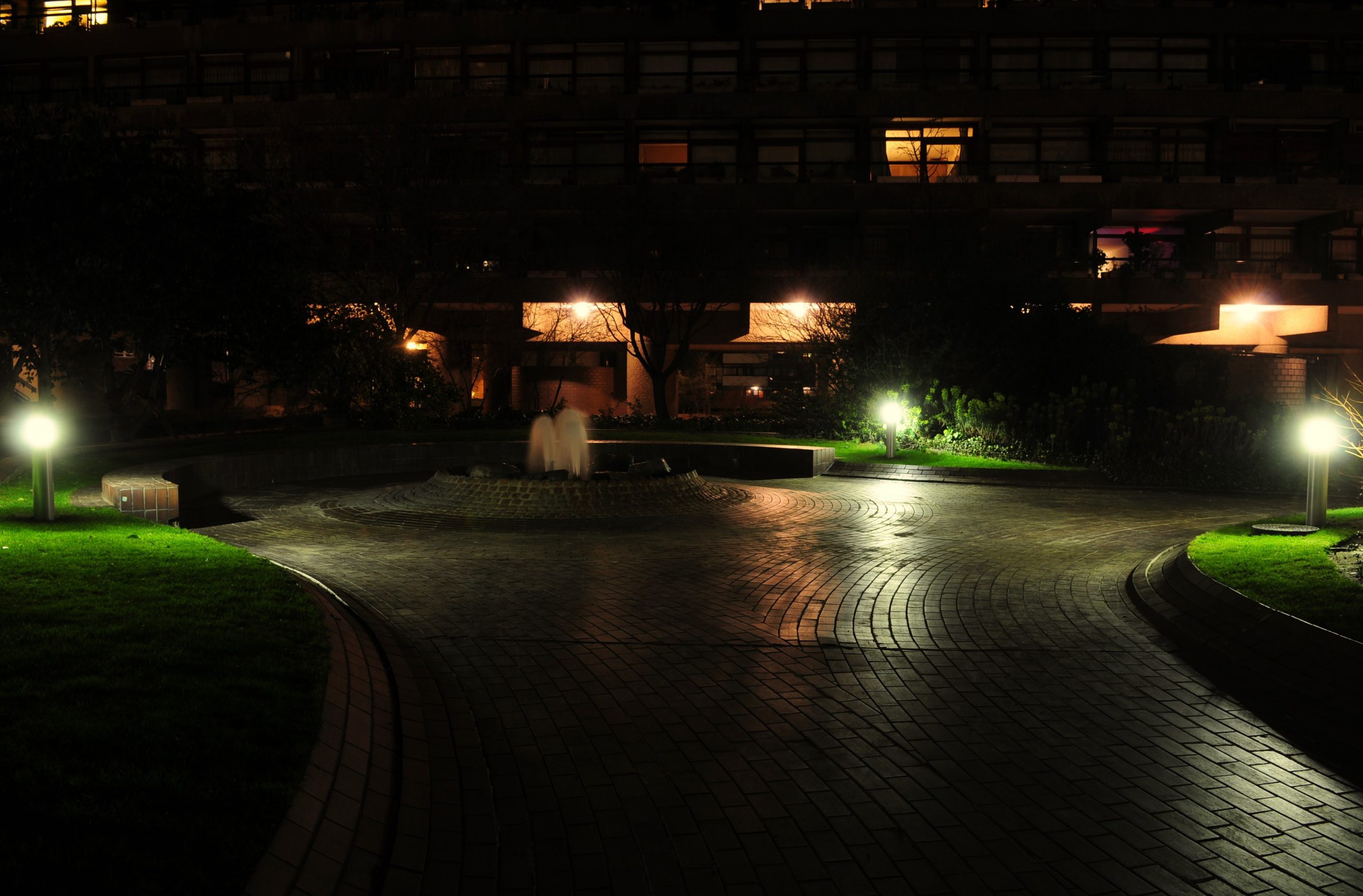 Barbican - LED Bollard - 20100311 (222) V2